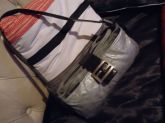 BOLSA FENDI COM SÉRIE LEGÍTIMA