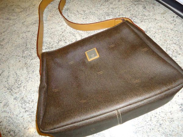 BOLSA VICTOR HUGO COURO GRANDE